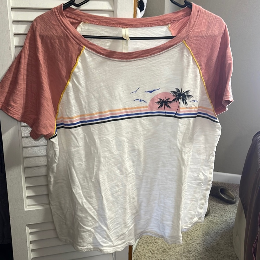 Tshirt from Live Love Dream size L. Never worn.